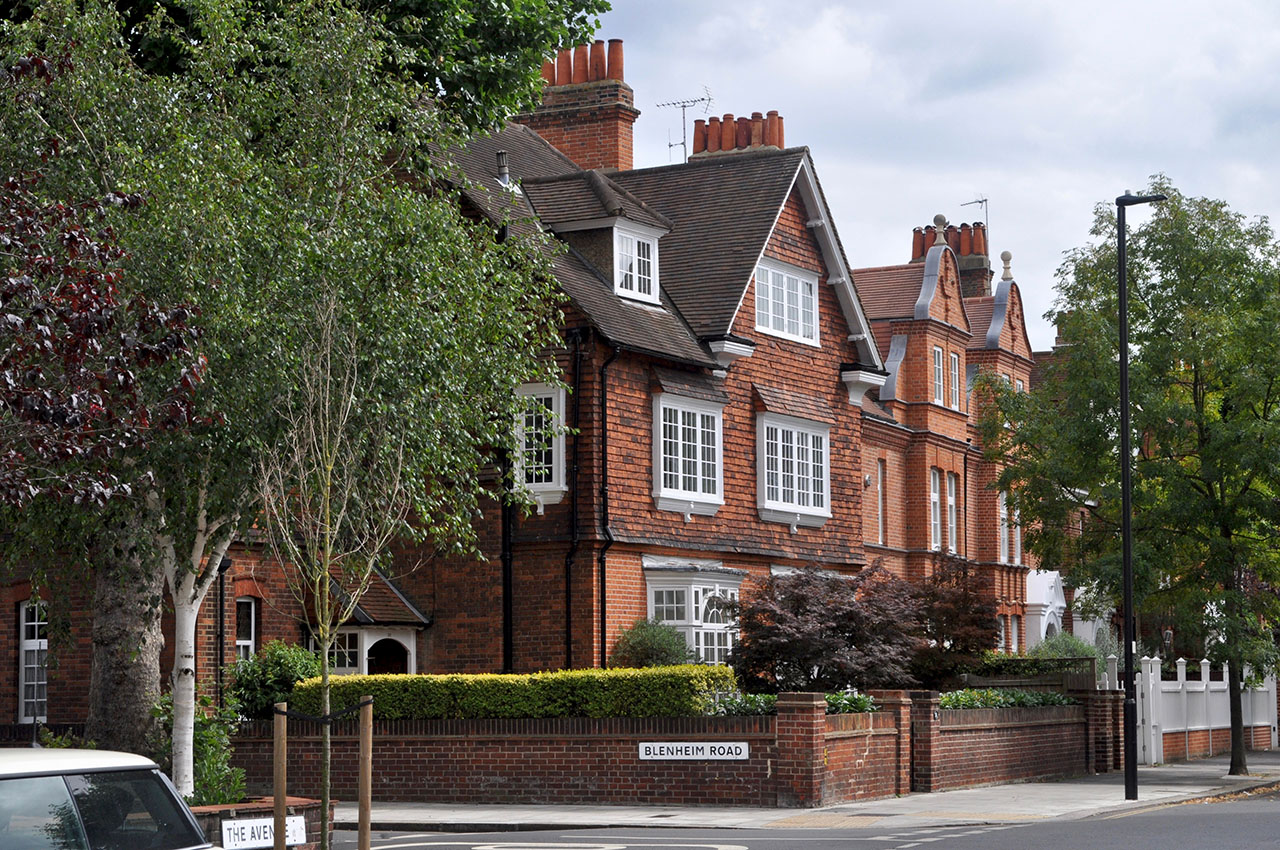 Phil Beard An Excursion to Bedford Park