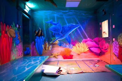 Mural UV Malowanie farbami UV, ultrafioletowymi, Malowanie rafy koralowej Black Light, Mural UV