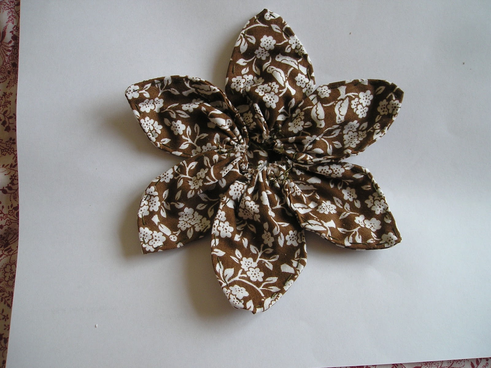 Jumbled Crafts: Rustic Sewn Flowers