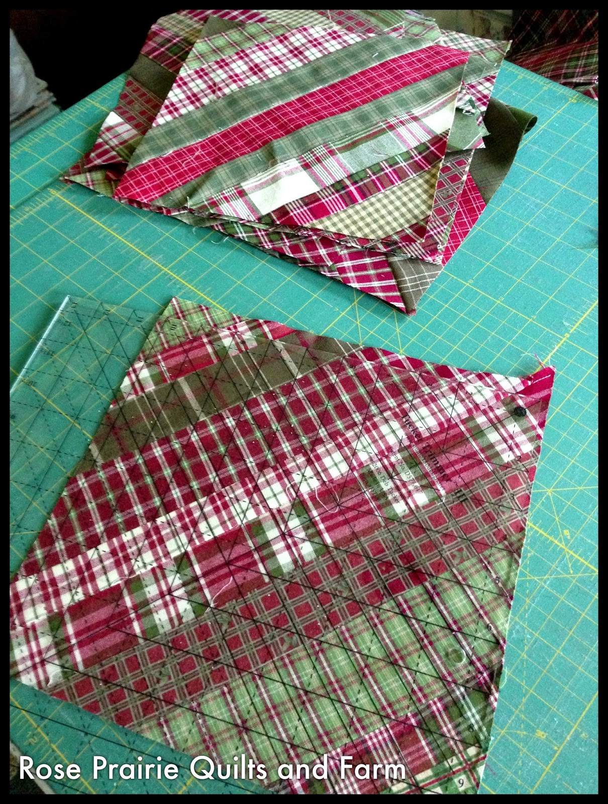 String Thing Along Christmas String Quilt