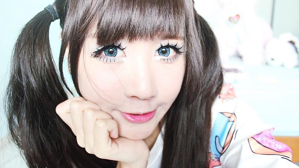 Korean Big Eye Circle Lenses: Korean Skin Care & Makeup - More in  www.uniqso.com: Anime Makeup Tutorial using Dolly Eye Crayon Blue Lenses