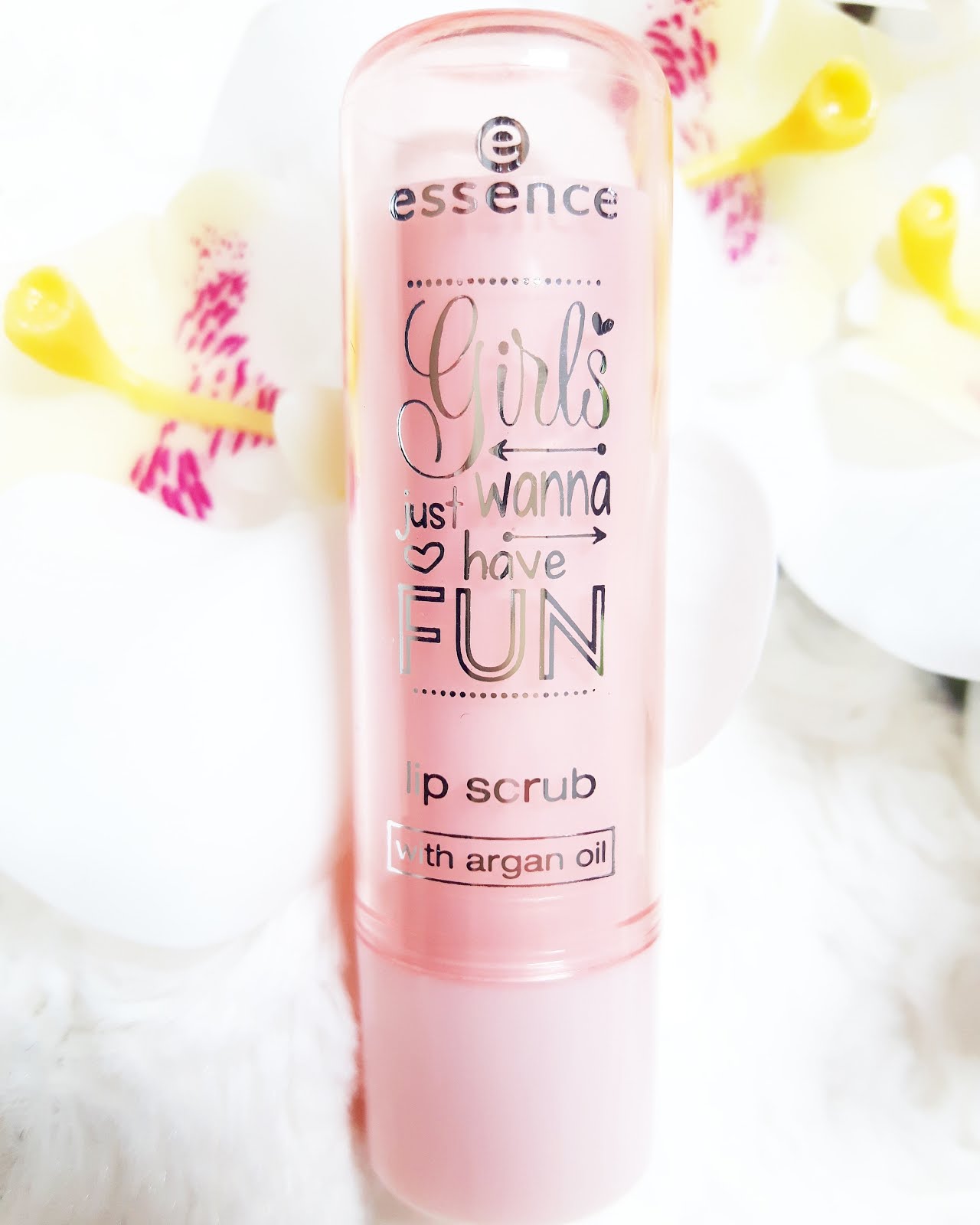 REVIEW essence LE Girls Just Wanna Have Fun ,,lip scrub'' Beauty Seite
