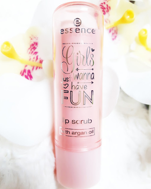 REVIEW essence LE Girls Just Wanna Have Fun ,,lip scrub'' Beauty Seite
