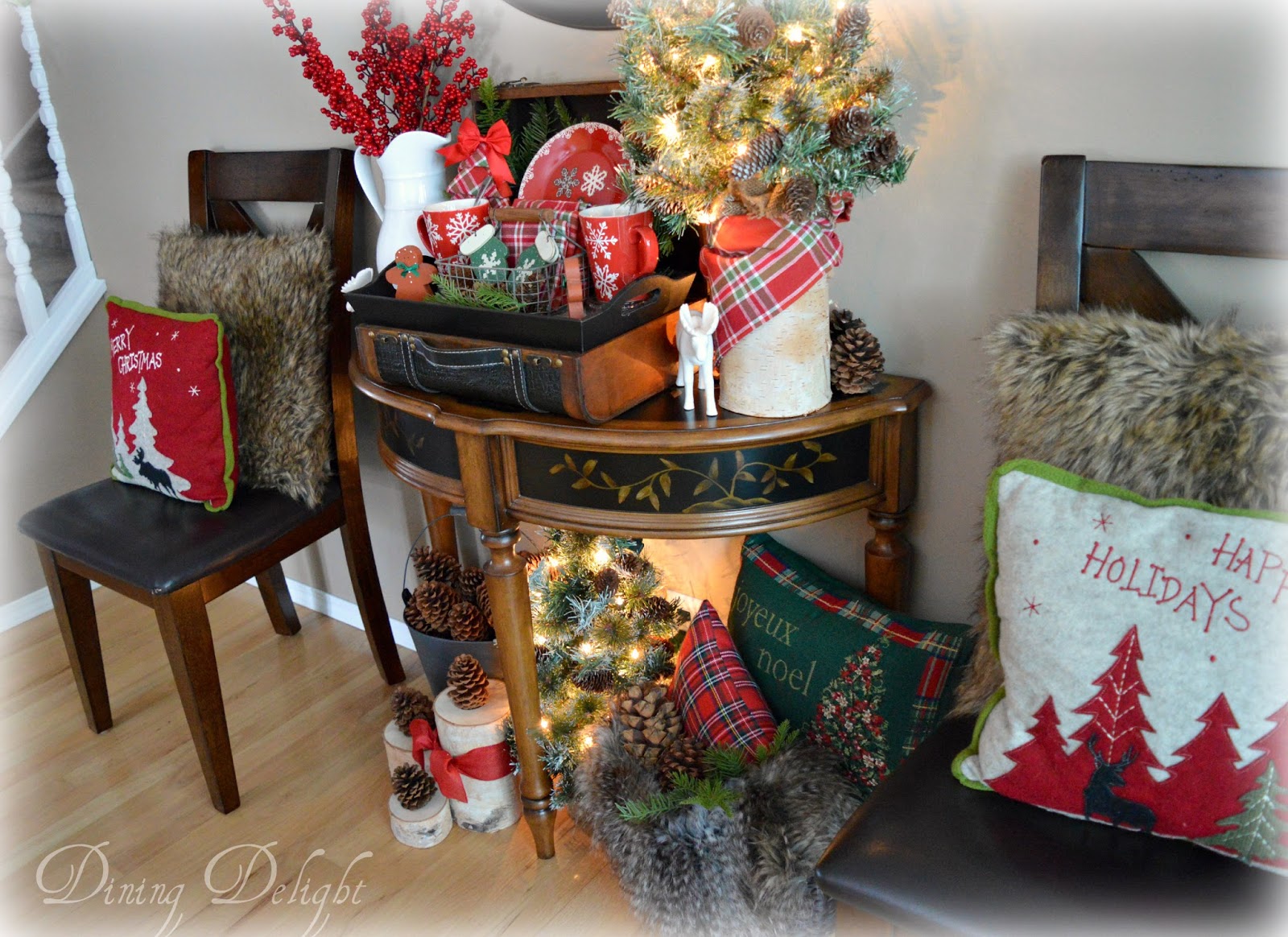 Dining Delight A CozyCabin Christmas Display