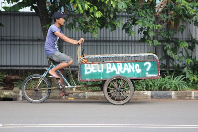 Bekerja Dengan Mengayuh