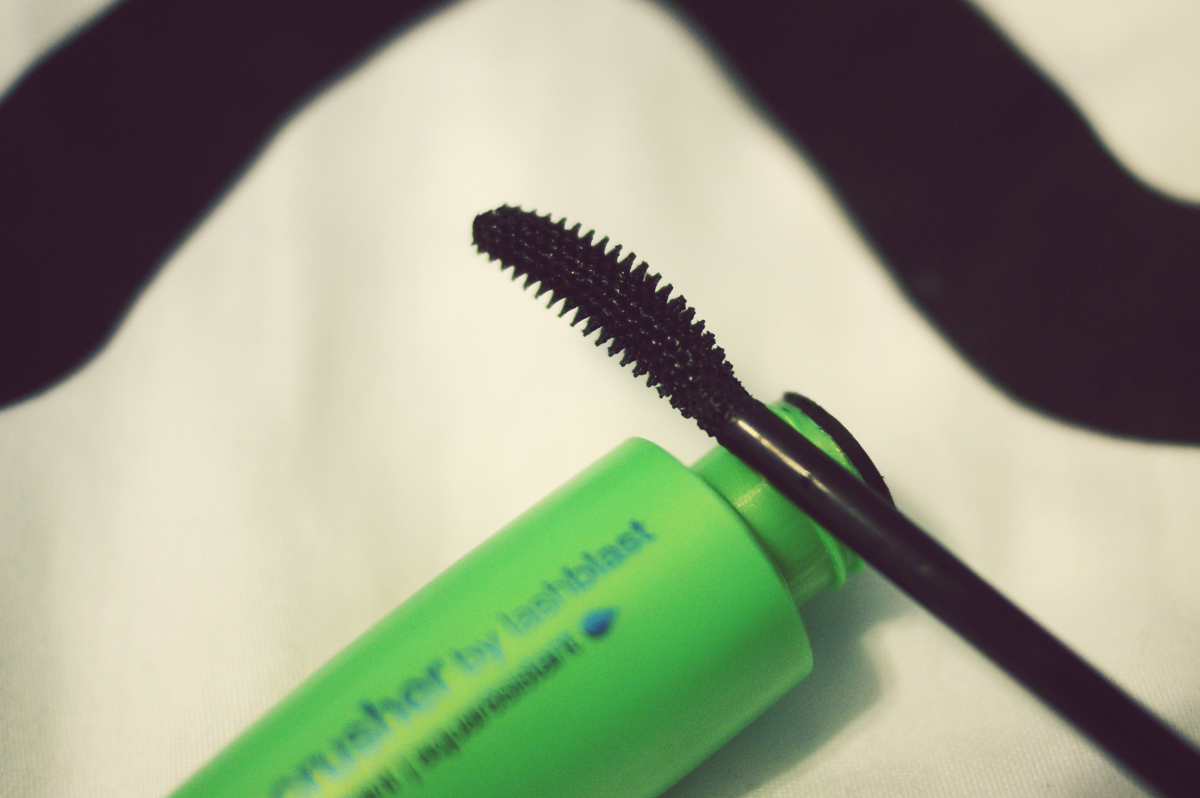 lipstick + lacquer CoverGirl Clump Crusher Mascara Review + Before