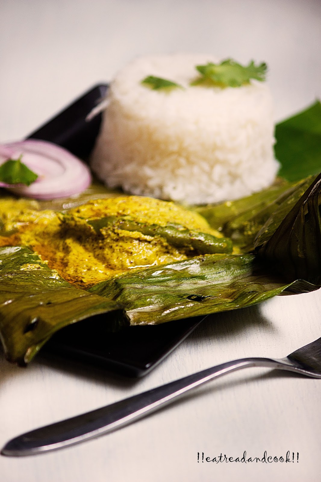 Macher Paturi / Bengali Style Steamed Fish in Banana Leaf