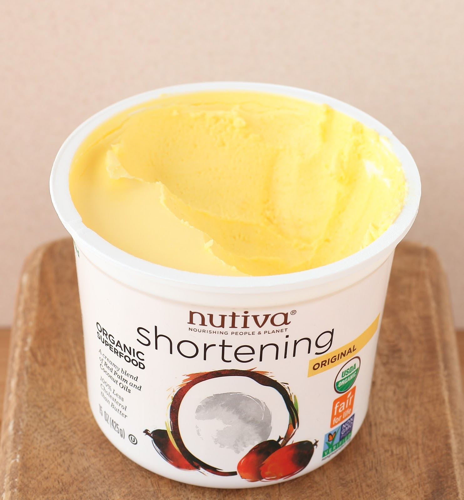 Learning to Eat Allergy-Free: Nutiva Shortening -- Product Review