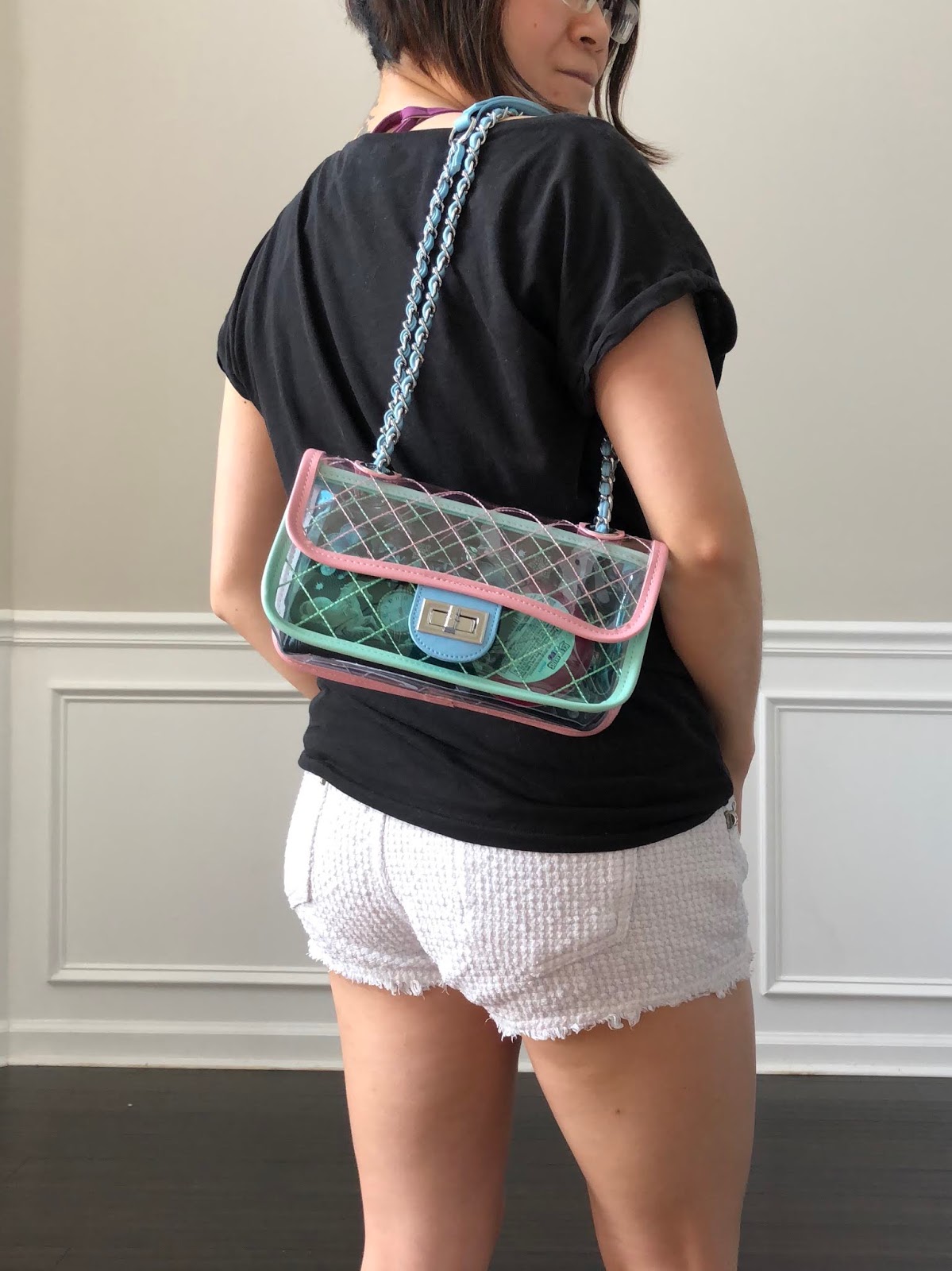 Can You Bring Purses Into Husky Stadium