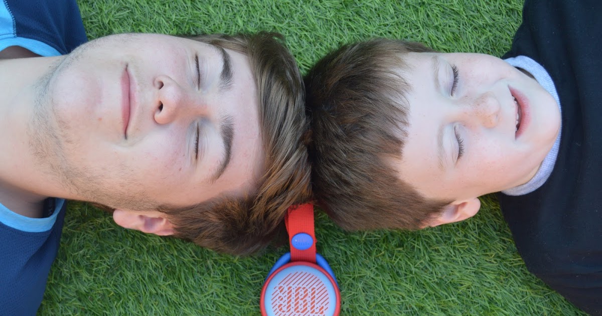 jbl jr pop speaker review