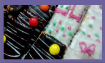 Galletas bañadas en chocolate y fondan