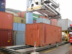 Vom 20' See-Container zum "Tala Mosika" Business