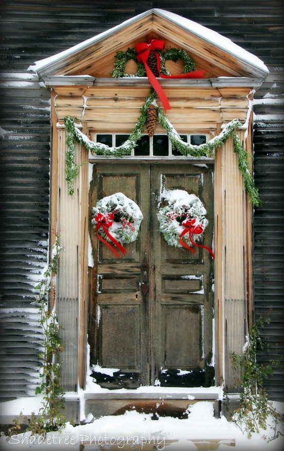 Christmas Doors & Porches - Some Beautiful Ideas
