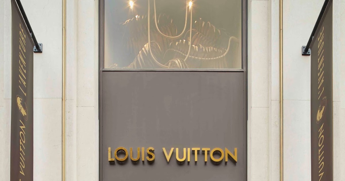 Hong Kong Fashion Geek: Epic Store Design: LV Pop-Up in Paris