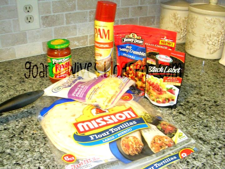 Sloppy pizza joes pepperoni eatingonadime meal recipe easy Go Army Wives: Simple Home Made Pizza