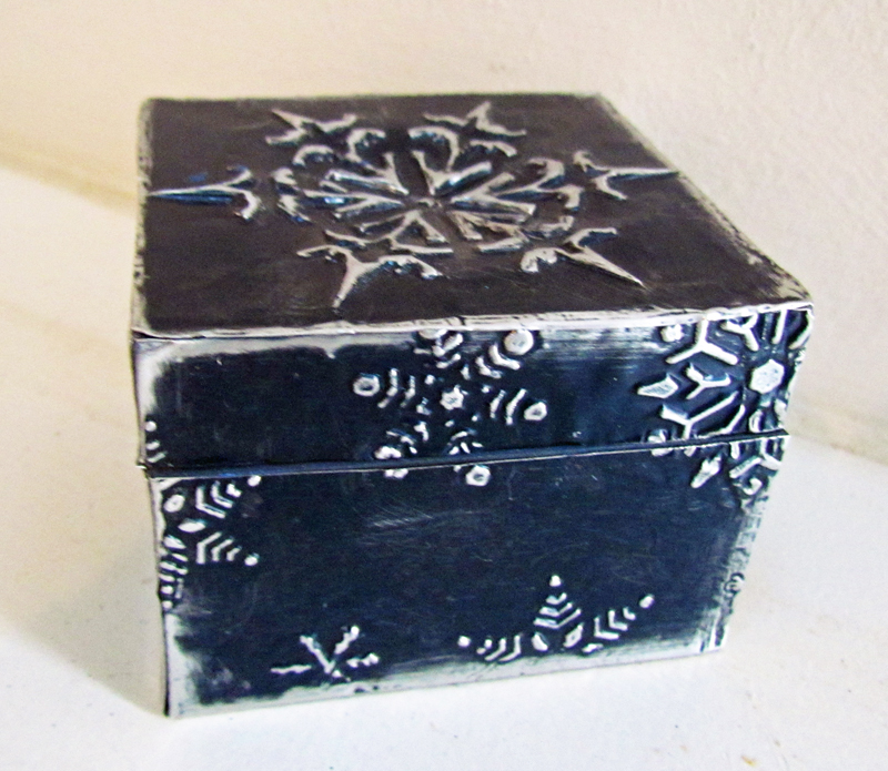 Snowflake Box Tutorial Remembering Life's Moments: A Frosty Fun and Simple Snowflake Box