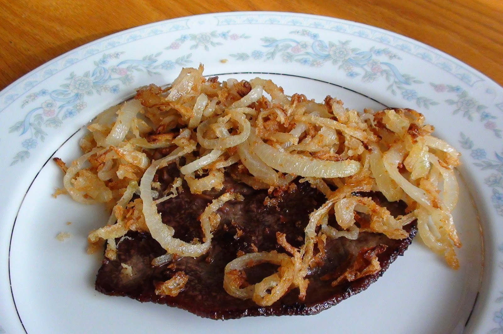 zsuzsa is in the kitchen BRAISED ONION STEAK HAGYMÁS ROSTÉLYOS