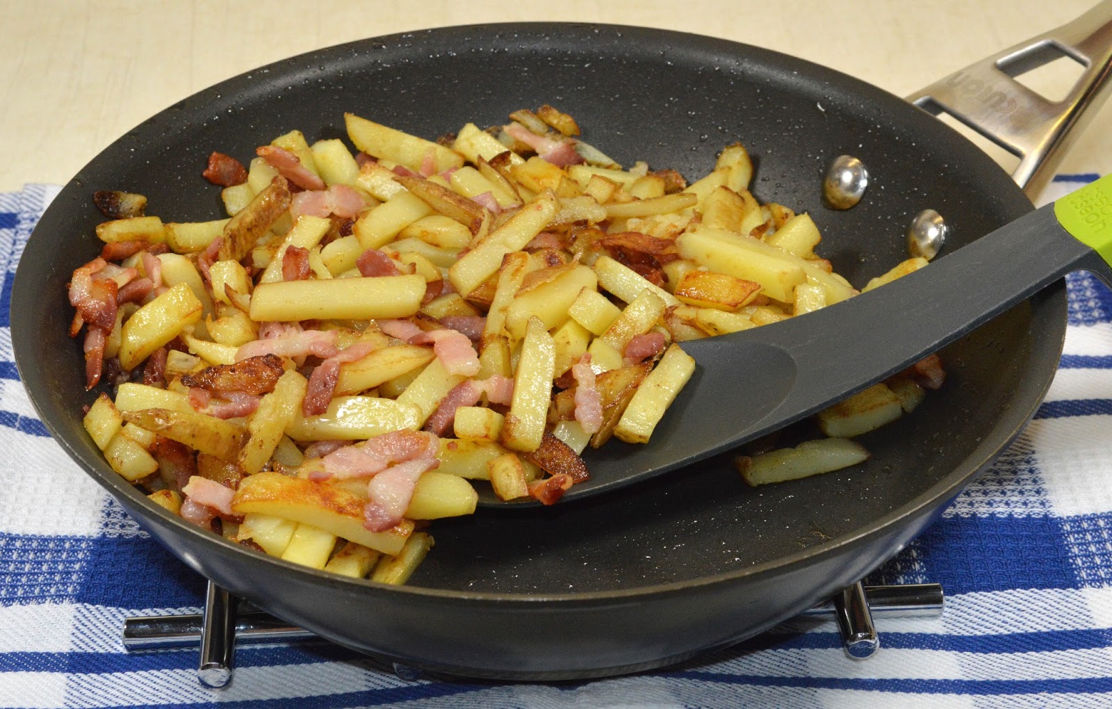 Kitchen Delights Nigel Slater's Smoked Haddock with Potato and Bacon