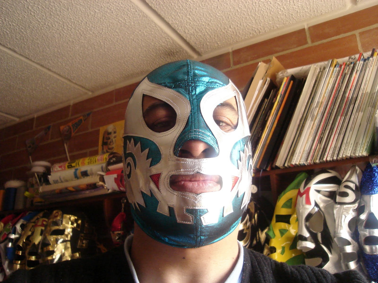 Máscara CANEK Fabricada por EL DORADO & XTREME LUCHA COLOMBIA EXTREME