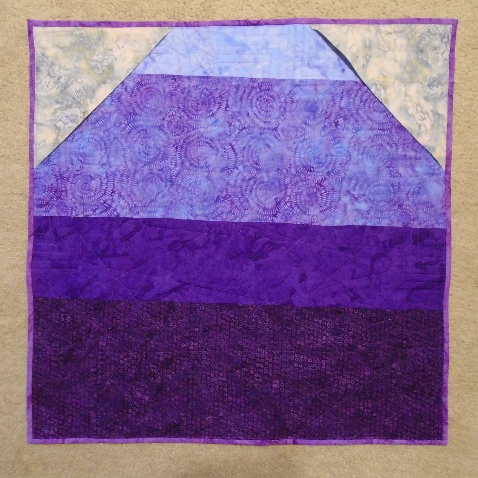 Little Bunny Quilts Ombre Everest {Finished Mini Quilt}