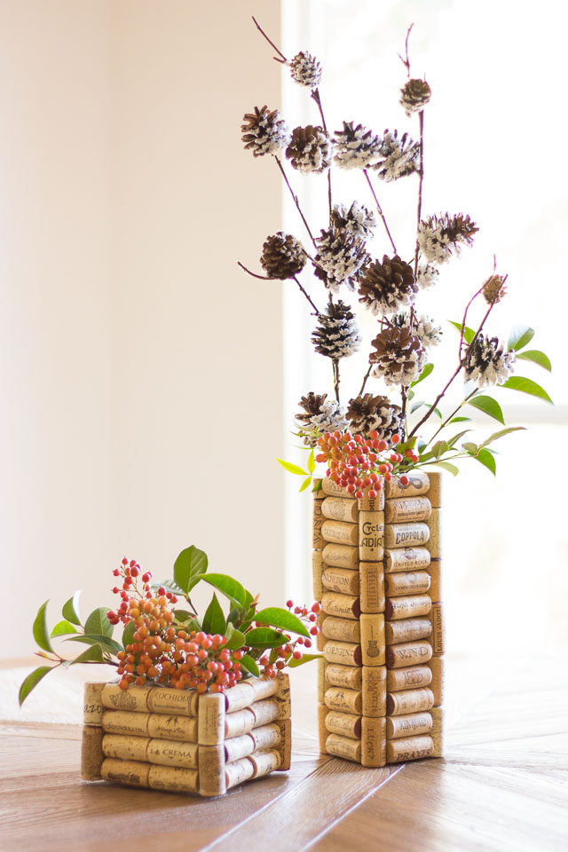 Wine cork vases - the perfect use for all those corks you've been saving! These make great gifts || http://www.designimprovised.com