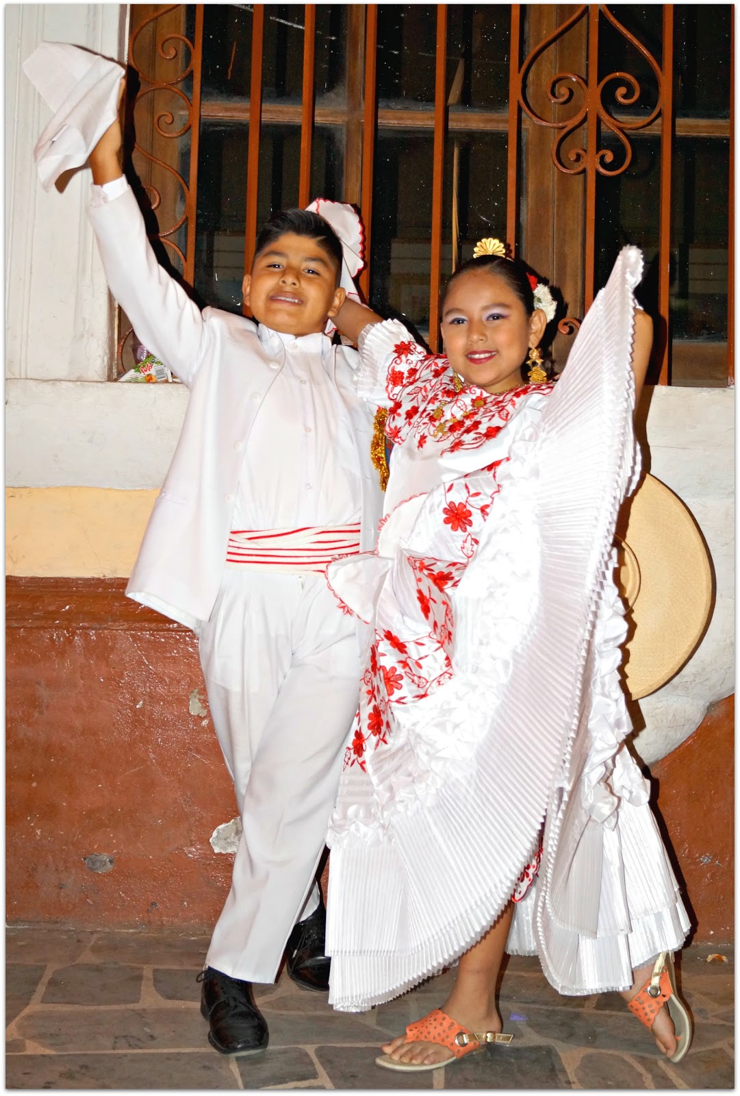 Danzas Folklóricas 1/07/17 1/08/17