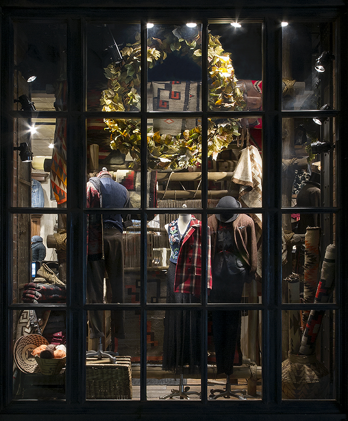 CHAD'S DRYGOODS: HOLIDAYS ARE COMING - DOUBLE RL