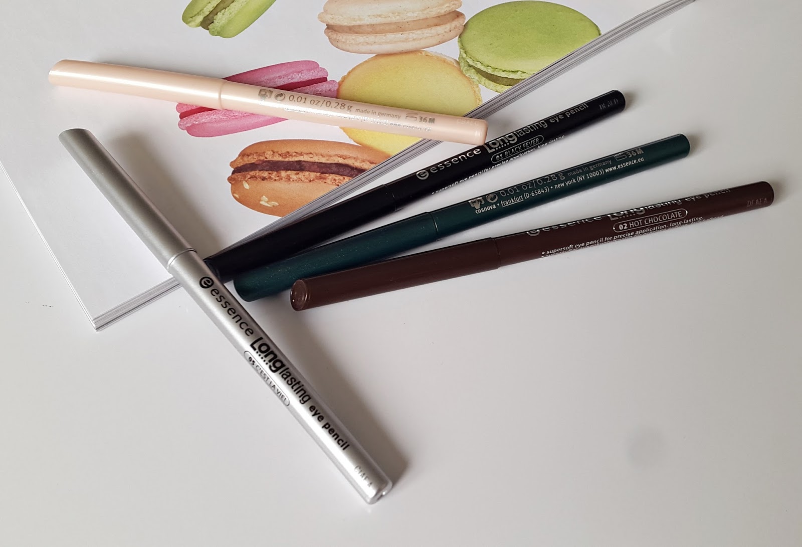 The Fab Beauty REVIEW Essence Long Lasting Eye Pencil The Fab Beauty REVIEW Essence Long Lasting Eye Pencil
