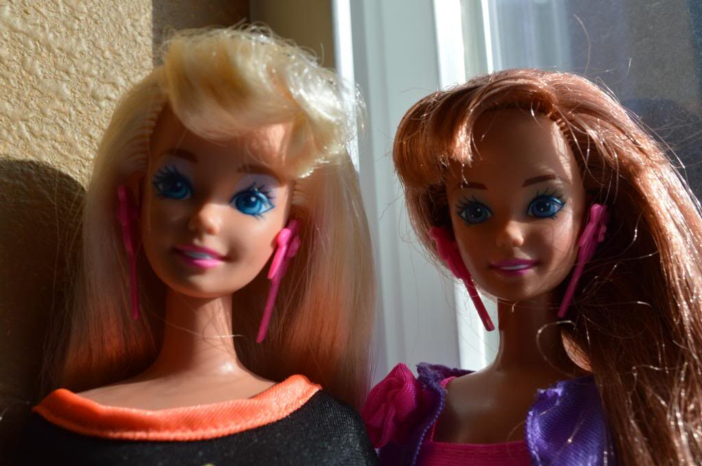 The Barbie Blog Collection Showcase Glitter Hair Barbie