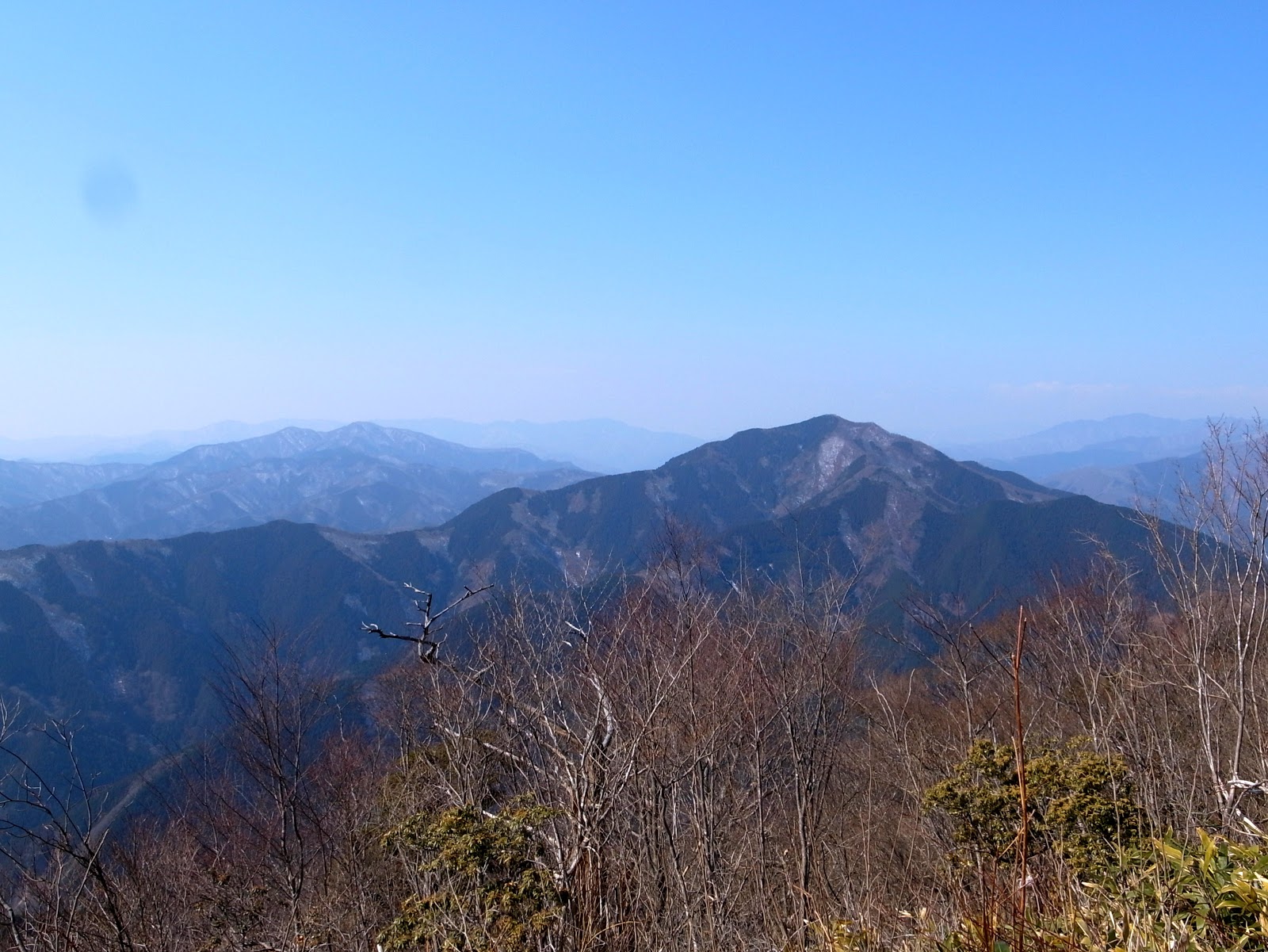 トレッキング初心者が始めちゃったブログ 冬と春と 奥多摩 大岳山