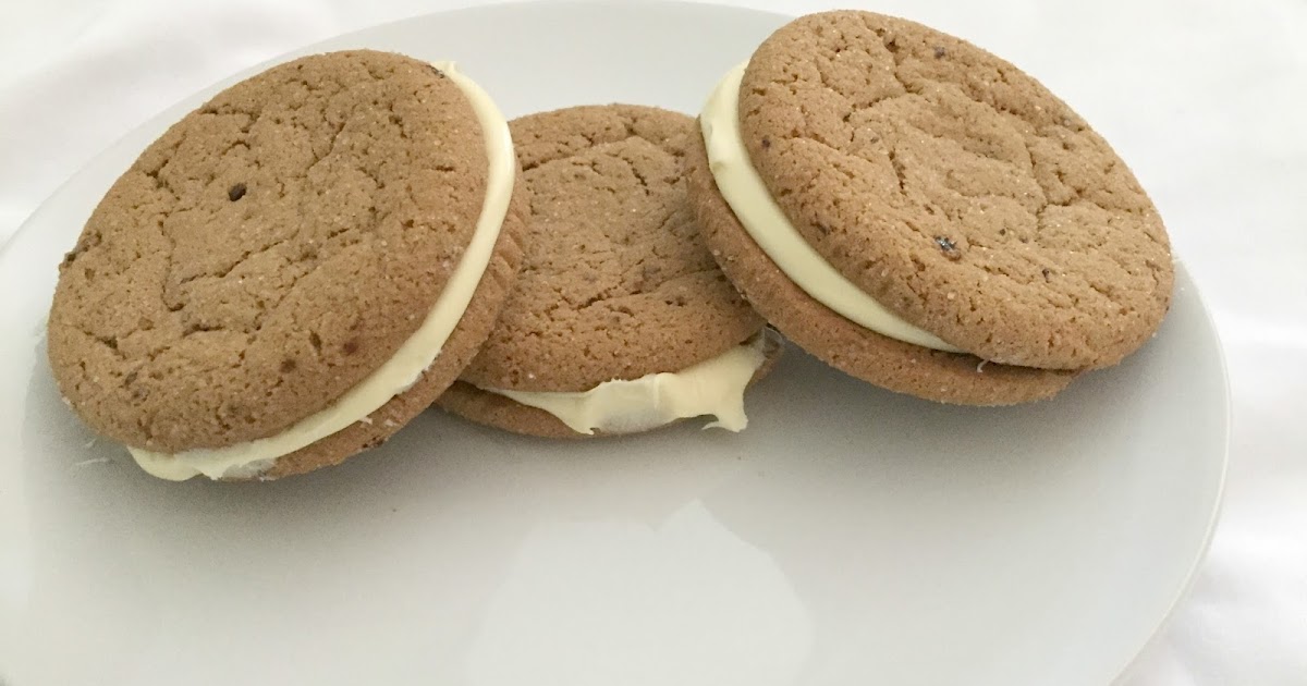 Cookaholic Wife FilltheCookieJar Molasses Cookies with Whiskey