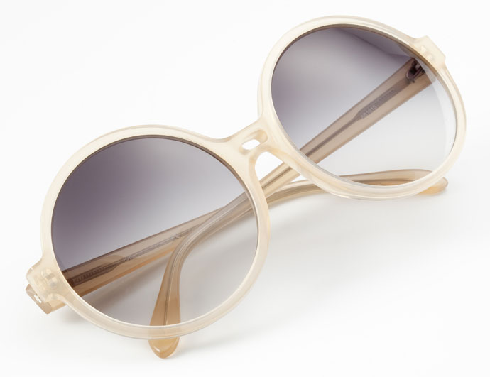 Lunettes Kollektion 2013: La Passante sunglasses in clear nude