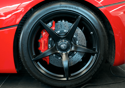 Ferrari LaFerrari wheel