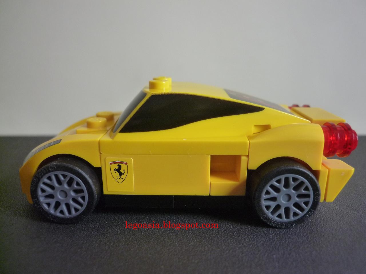 Lego Asia: Lego Shell Ferrari Complete Set...Finally!