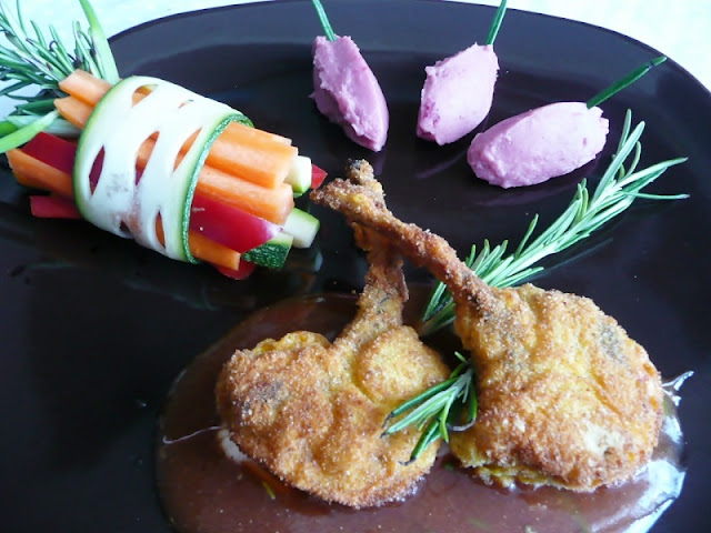 Cotlete de miel pane cu sos picant