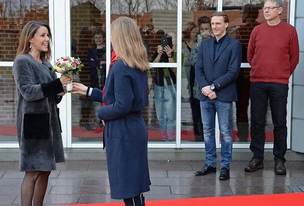 Princess Marie of Denmark taught French at Vejen High School (Vejen Gymnasium og HF) as a guest teacher. During the lesson
