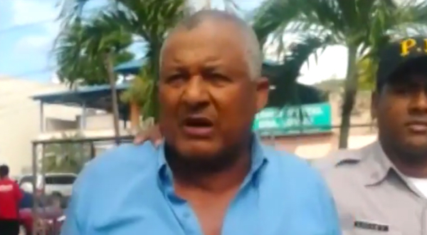Apresan hombre sorprendido teniendo sexo con una yegua Apresan hombre sorprendido teniendo sexo con una yegua