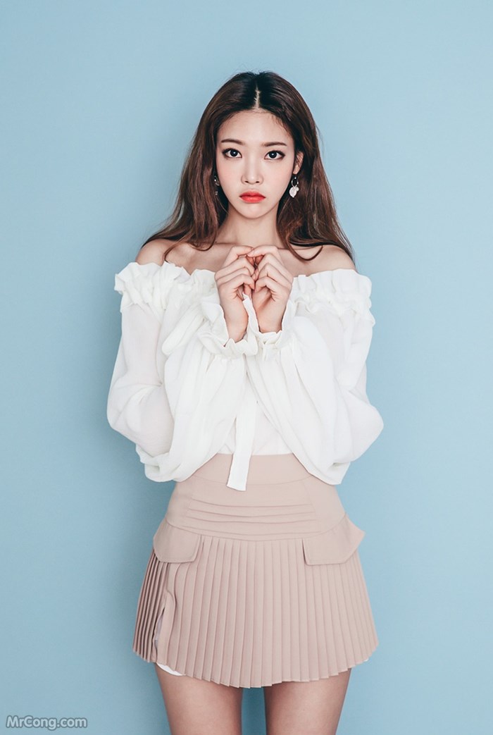 Beautiful Park Jung Yoon in the April 2017 fashion photo album (629 photos) photo 23-6