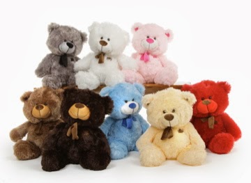 Giant Teddy Bears come in many colors and sizes