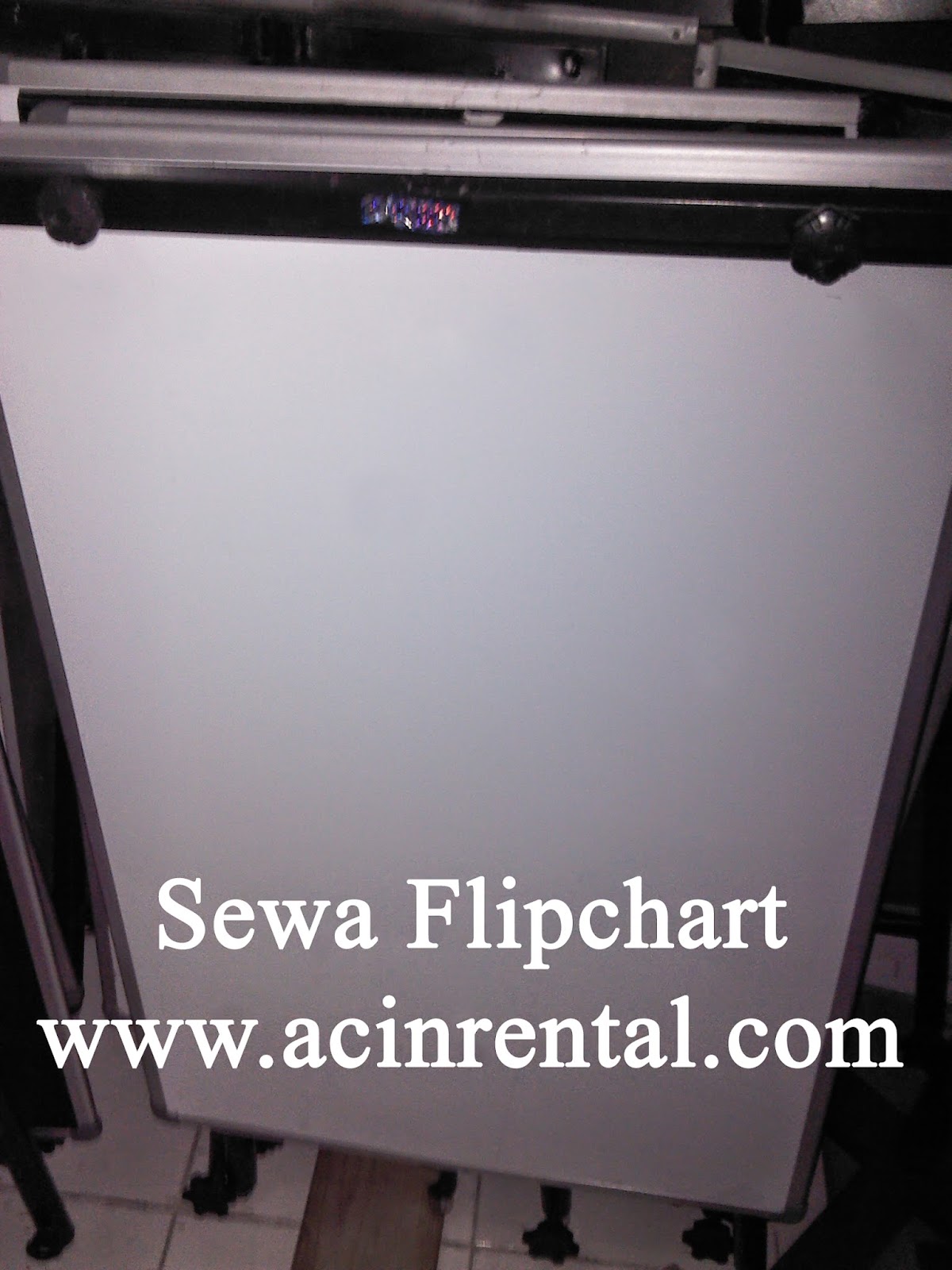 PUSAT SEWA PAPAN FLIPCHART JAKARTA TANGERANG BEKASI DEPOK BOGOR PUSAT