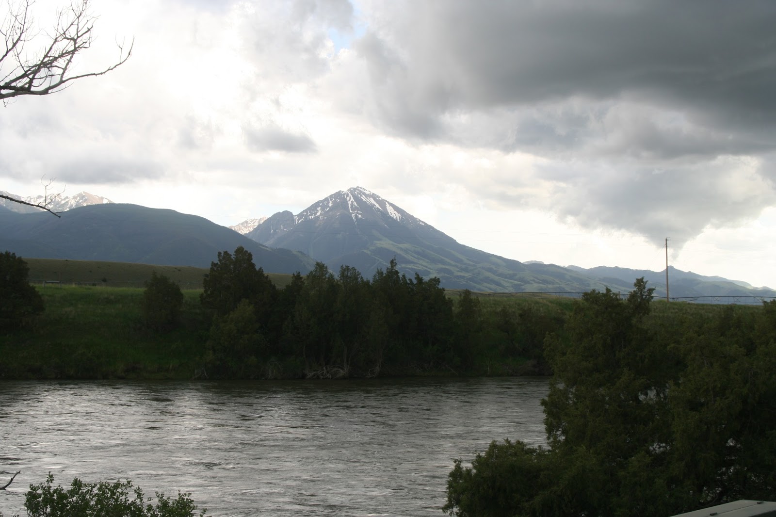 The Travels of LynDen Haus Yellowstone 3 Yellowstone's Edge RV