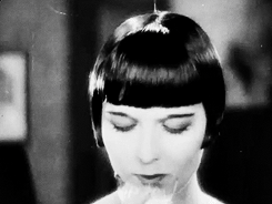 Louise+Brooks+02.gif