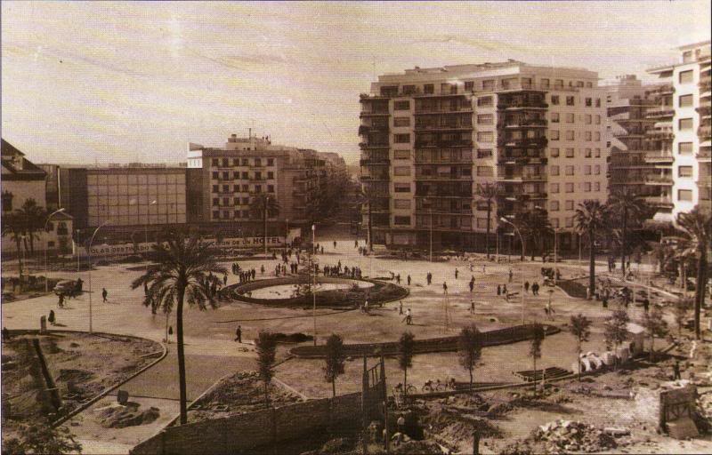 curiosa Sevilla Plaza de Cuba