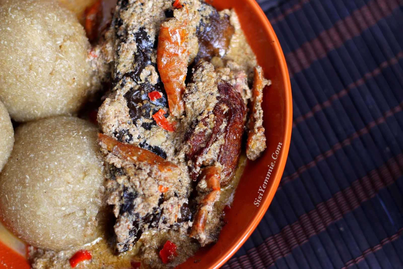 EGUSI PEPPERSOUP RECIPE (OILLESS EGUSI SOUP) SISIYEMMIE Nigerian