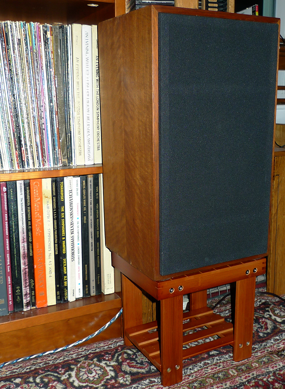 klipsch kg4 stands