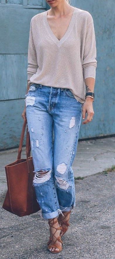Ripped Jeans Outfit – Ripped to the Core