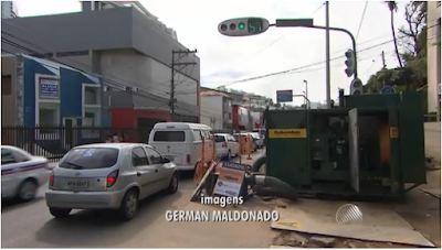 Trânsito complicado no trecho da Rua da Paciência Trânsito complicado no trecho da Rua da Paciência