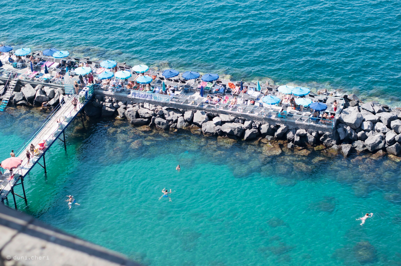 sorrento strand meer tuerkis blau sorrento strand meer türkis blau
