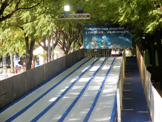 Tobogán de la Feria del Hielo de Sevilla - Navidad 2011