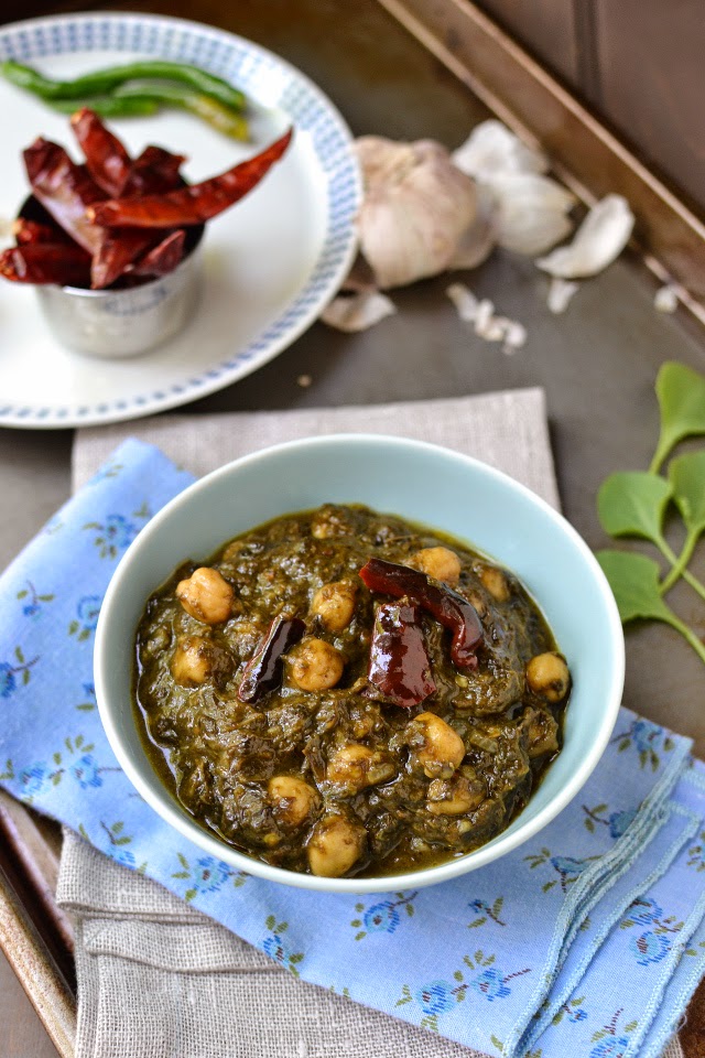 Andhra style Greens & Chickpea Curry (Chukkakura & Gongura Senagala Kura)